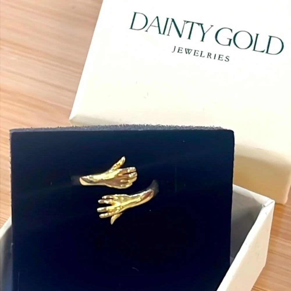 Brand New 14K Gold Plated Sterling Silver Hug Wrap Ring Love Friendship Hands